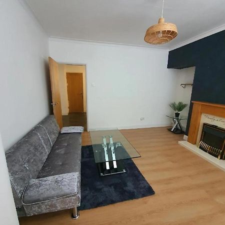 Double Bedroom 96Glc Greater Manchester Мидлтон Экстерьер фото